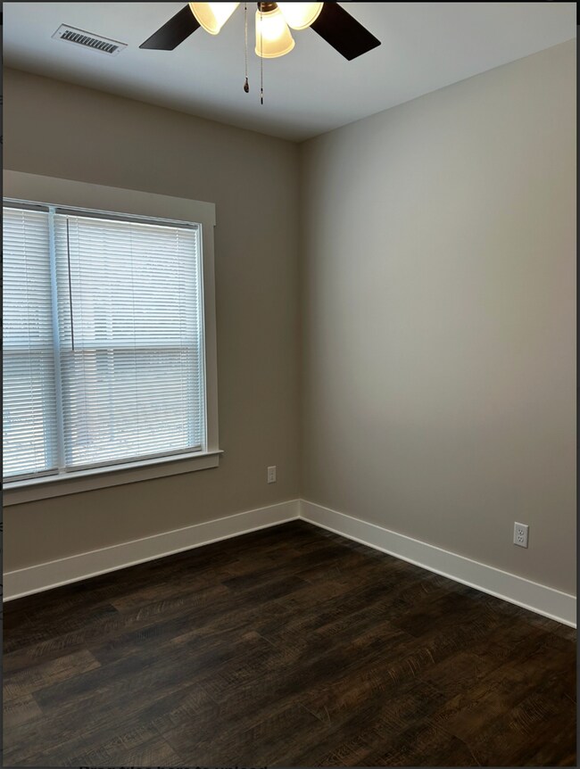 812 North Ave in Rossville, GA - Building Photo - Building Photo