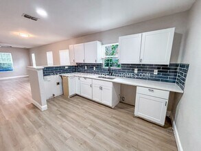 1233 Davis Ave in Fort Worth, TX - Building Photo - Building Photo