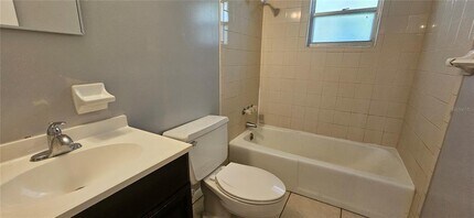 319 N Prospect St in Crescent City, FL - Building Photo - Building Photo