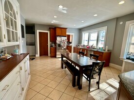 480 Jamaicaway, Unit 1 in Boston, MA - Building Photo