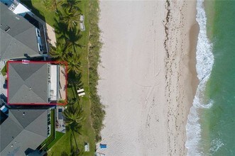 1194 Hillsboro Mile-Unit -19 in Hillsboro Beach, FL - Building Photo - Building Photo