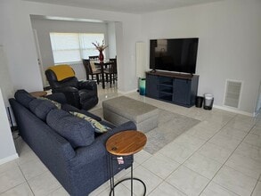 13754 Trinidad Dr in Seminole, FL - Building Photo - Building Photo