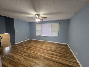 7517 N Lydia Ave in Kansas City, MO - Building Photo - Building Photo