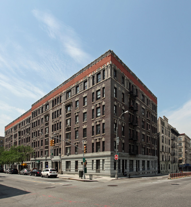 Belle Court in New York, NY - Foto de edificio