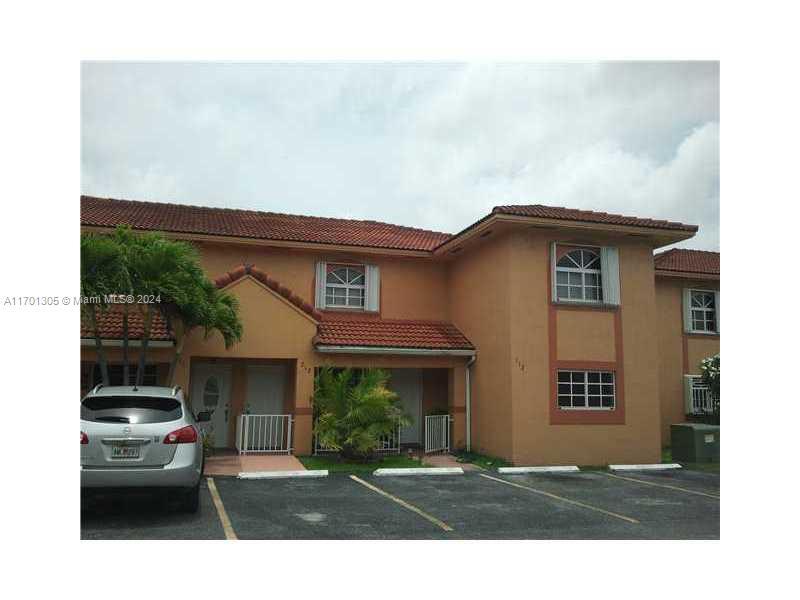 3375 W 76th St in Hialeah, FL - Building Photo