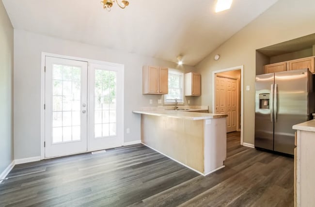 property at 3205 Ferdilah Ln