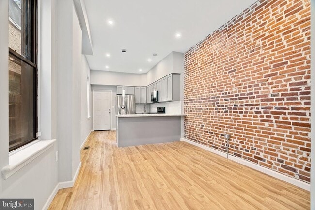 property at 1718 Edgley St