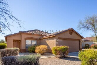 15667 W Port Au Prince Ln in Surprise, AZ - Building Photo - Building Photo