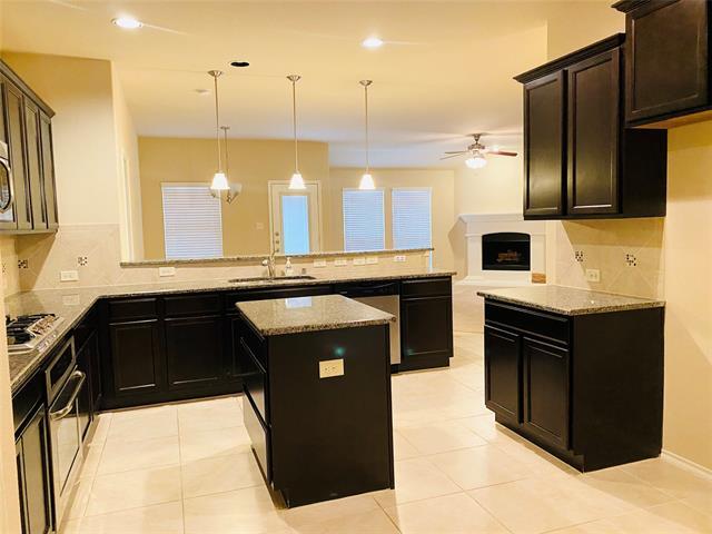 213 Rugby Ln in McKinney, TX - Building Photo - Building Photo