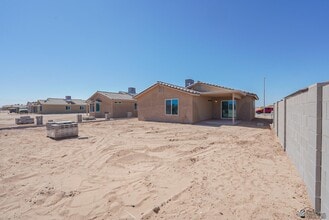 4643 S Desert Willow Wy in Yuma, AZ - Foto de edificio - Building Photo