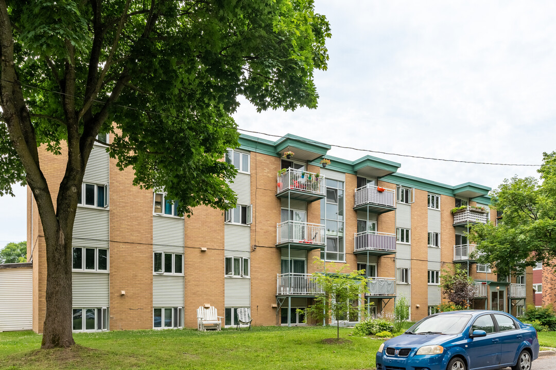 2300 Trudeau Rue in Québec, QC - Building Photo