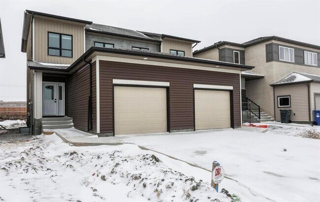 99 Bear Creek Bay in Winnipeg, MB - Building Photo - Building Photo