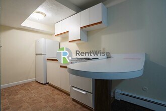 1120 Commonwealth Ave in Brighton, MA - Building Photo - Building Photo