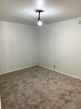 5638 Finch St in Houston, TX - Building Photo - Building Photo
