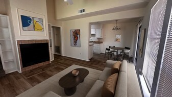 110 Peachtree Ct in Kennedale, TX - Building Photo