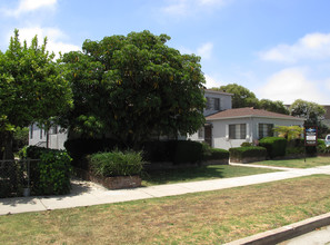 4655-4659 Sawtelle Blvd in Culver City, CA - Building Photo - Building Photo