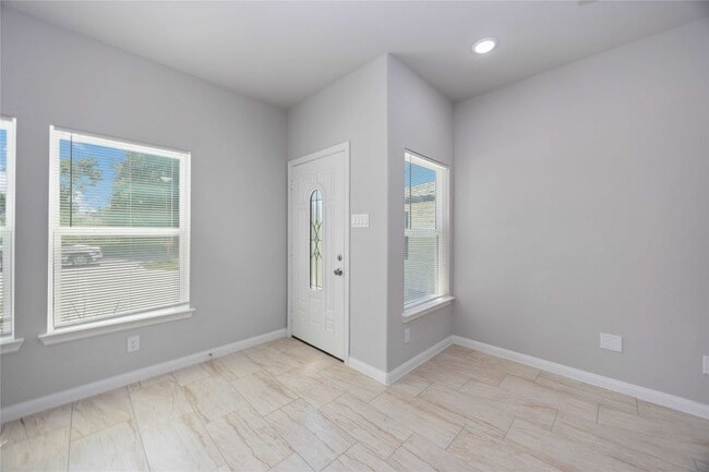 property at 7987 Chateau St