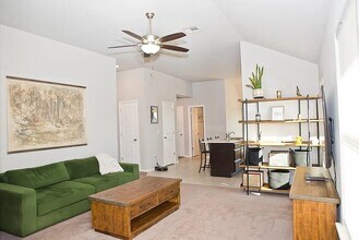 4640 Crystal Clear Ln in Oklahoma City, OK - Foto de edificio - Building Photo