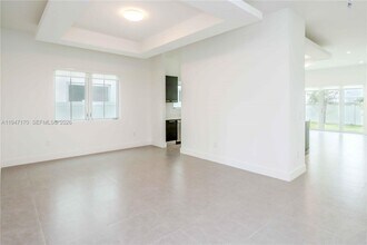 3375 NW 82nd Ct in Doral, FL - Building Photo - Building Photo