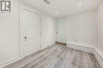 49 Cordella Ave in Toronto, ON - Building Photo - Building Photo