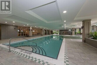 710 Humberwood Blvd in Toronto, ON - Building Photo - Building Photo