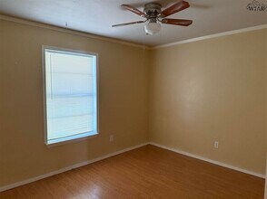 3031 Stearns Ave in Wichita Falls, TX - Foto de edificio - Building Photo