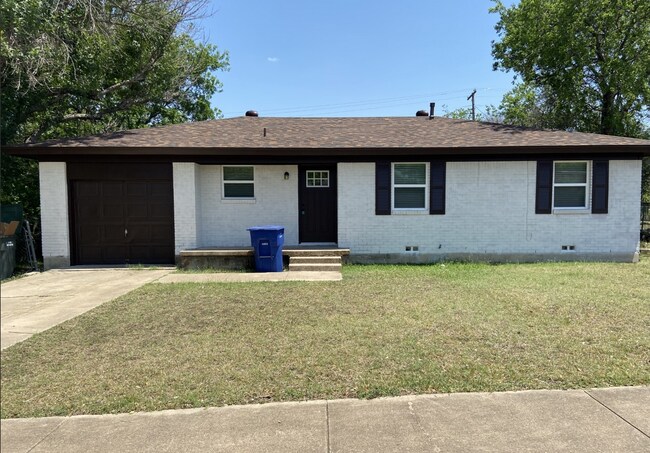property at 1107 S 27th St