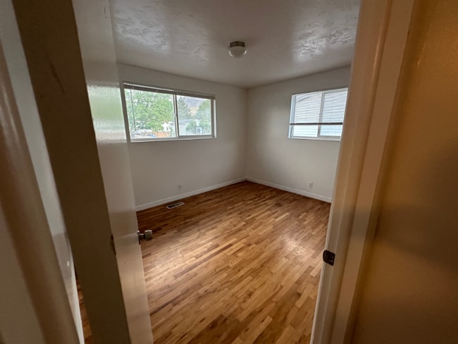 171 S Coleman St in Tooele, UT - Building Photo - Building Photo