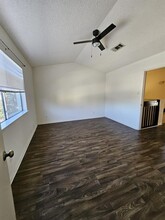 12400 Brookglade Cir in Houston, TX - Building Photo - Building Photo