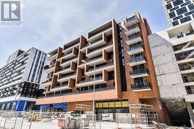 property at 38 Simcoe Promenade