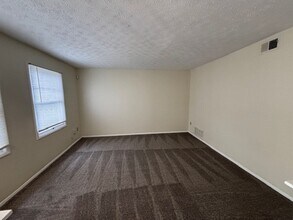 1400 Springleaf Cir SE in Smyrna, GA - Building Photo - Building Photo