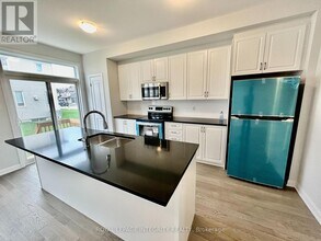 193 Shallow Pond Pl in Ottawa, ON - Building Photo - Building Photo