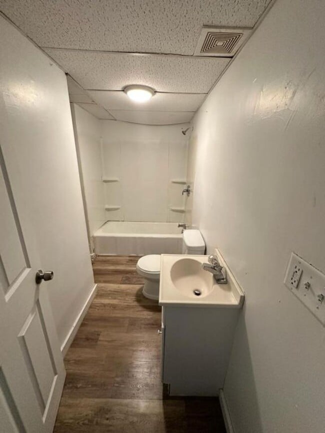 property at 14-16-16 Bridge Ct