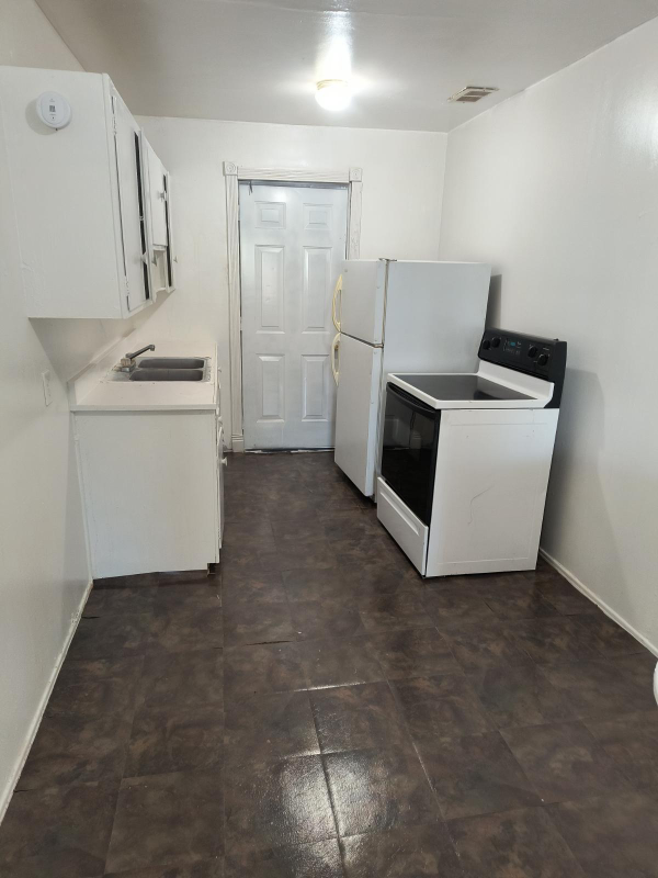 property at 308 Rhode Island St SE