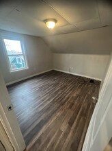 1831 S Main St in Fall River, MA - Building Photo - Building Photo
