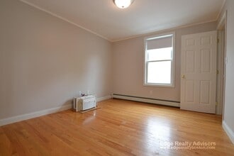 11 Montfern Ave, Unit 3 in Boston, MA - Building Photo - Building Photo