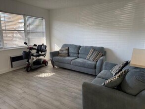 168 Northampton I in West Palm Beach, FL - Building Photo - Building Photo