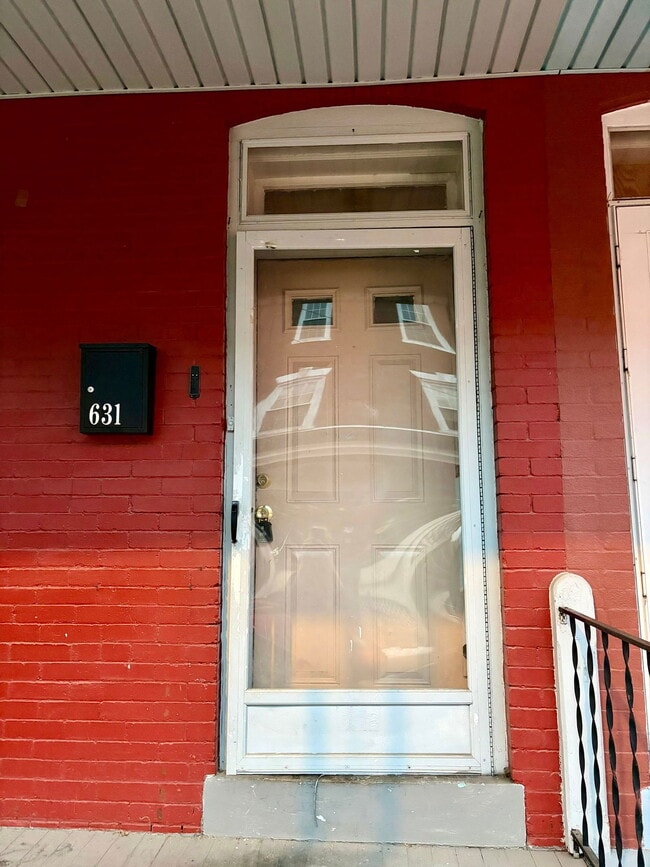 property at 631 E Madison St