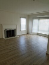 8339 Kenyon Ave in Westchester, CA - Building Photo - Building Photo