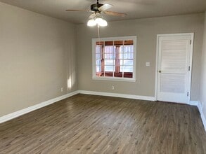 1408 W Koenig St in Grand Island, NE - Building Photo - Building Photo