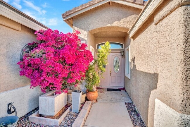 8216 Rusty Sandstone Ct in Las Vegas, NV - Building Photo - Building Photo