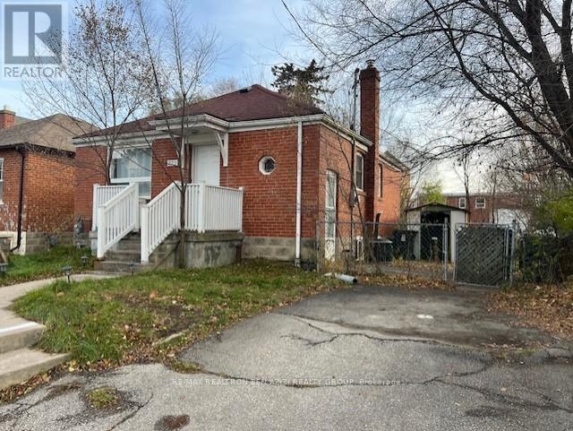 property at 223 Harlandale Ave