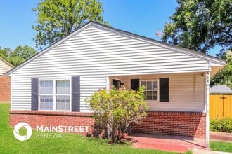 484 Ferncliff Cove in Memphis, TN - Building Photo - Building Photo