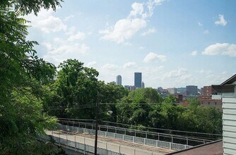 45 Sterling St in Pittsburgh, PA - Building Photo - Building Photo