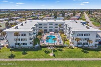 1926 Ocean Shore Blvd in Ormond Beach, FL - Foto de edificio - Building Photo