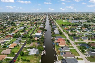 3234 SW 1st Pl in Cape Coral, FL - Building Photo - Building Photo