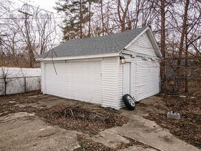20227 Santa Rosa Dr in Detroit, MI - Building Photo - Building Photo