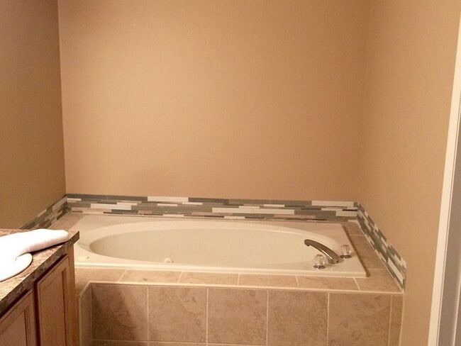 property at 28 Forest Cove Dr