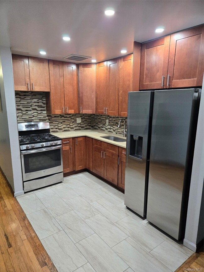 property at 3809 Barnes Ave