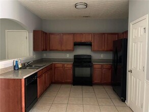 1538 Viero Dr in Lawrenceville, GA - Foto de edificio - Building Photo